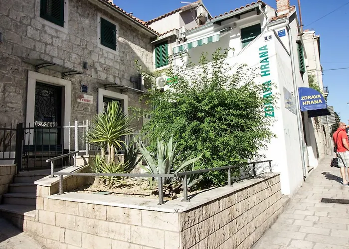 Apartments Kuca Mala Split