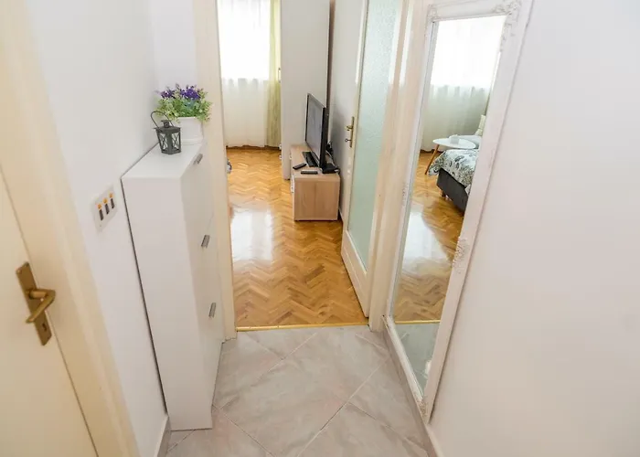 Apartman Doris,Self Check In Split