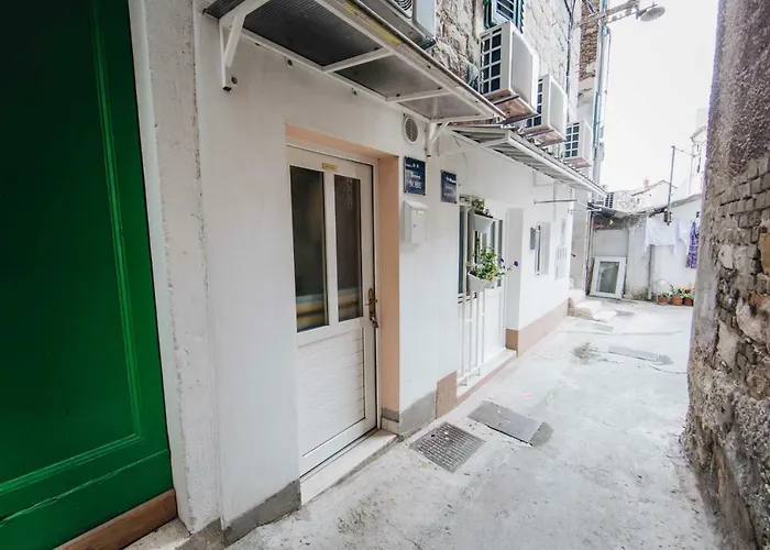 Apartment Old Town Krizeva Split
