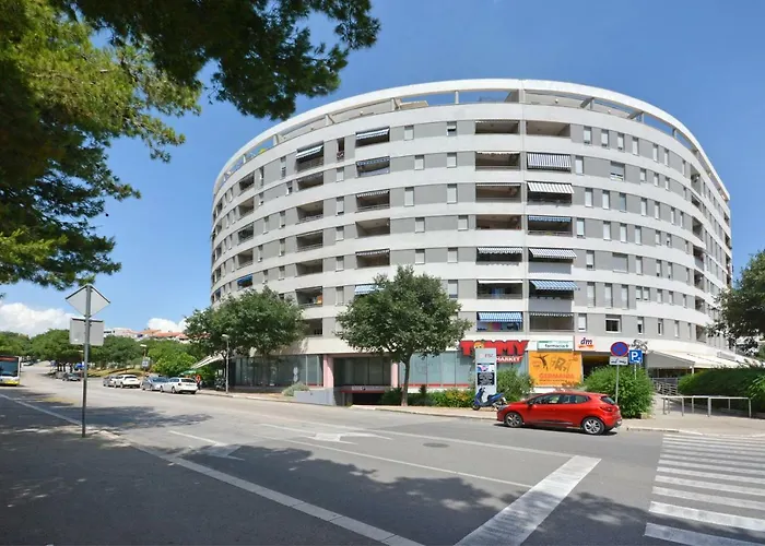 Apartment Znjan Split