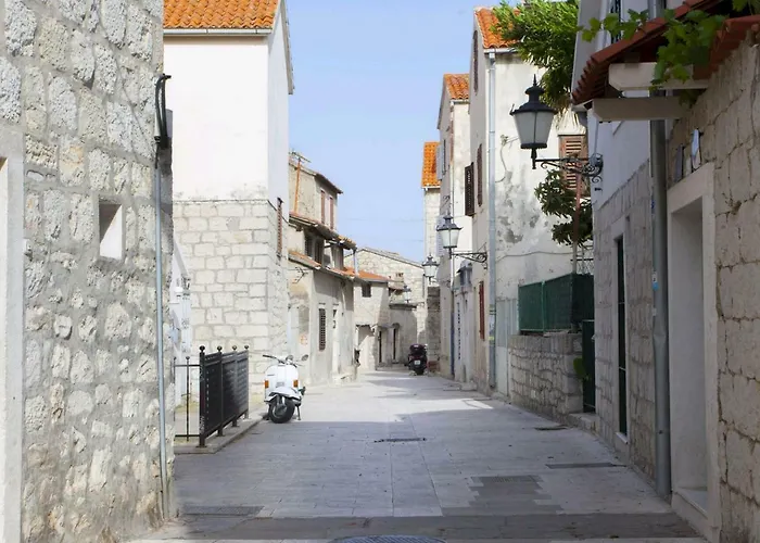 Apartment Welcome Split
