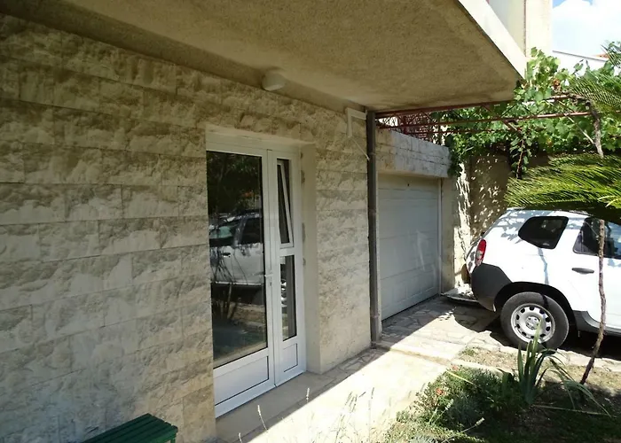 Job Studio Apartments Split