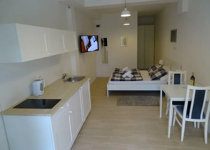 Job Studio Apartments Split
