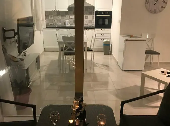 Sweet Corner Split