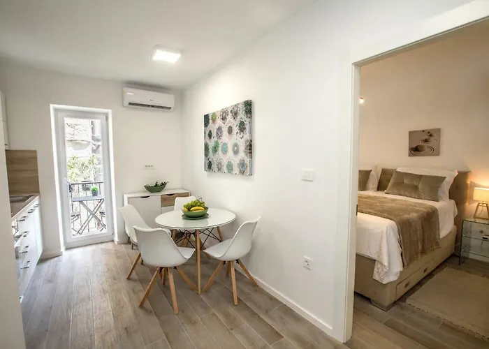 Apartment Dioclessima Split