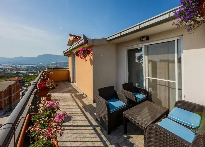 Apartments Selak Split