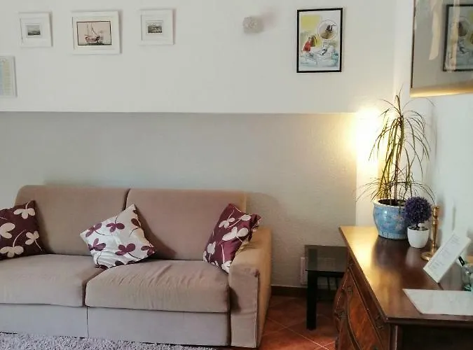 Apartment Dzoni Split