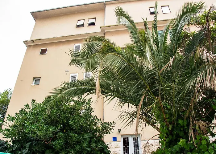 Lugo Apartments Split