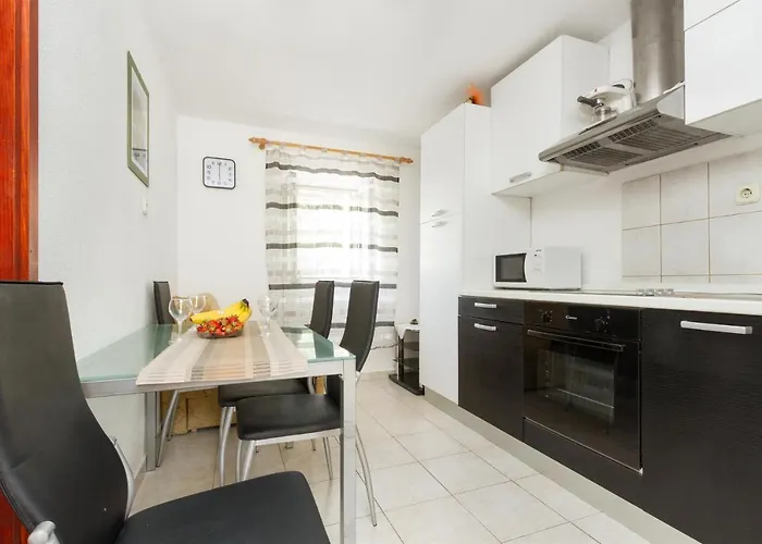 Apartments Varos Split